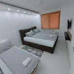 아파트 Natural And 2