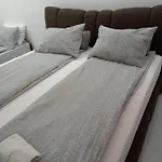 Natural And 2 아파트 사라예보