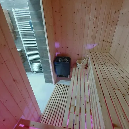 Natural And 2 Апартаменты Сараево