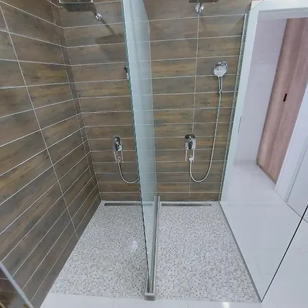 Natural And 2 سراييفو