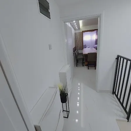 Apartment Natural And 2 *