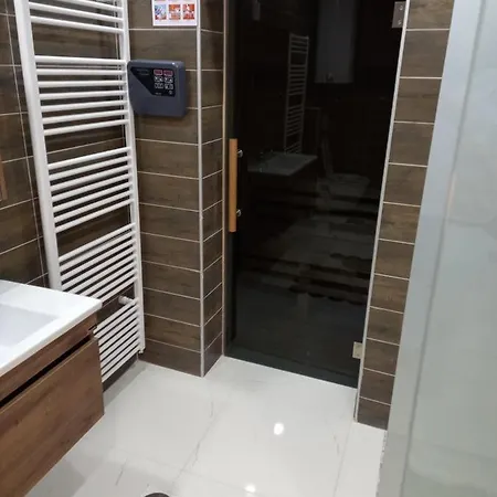 Natural And 2 Апартаменты