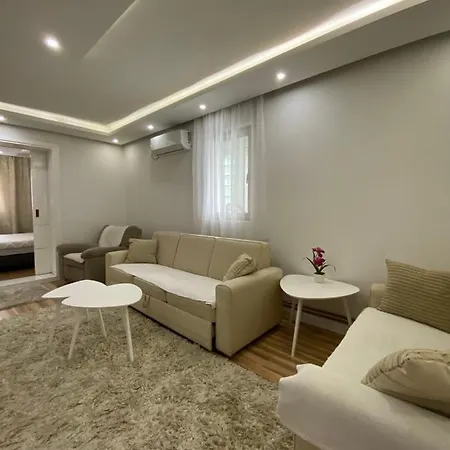 Апартаменты Natural And 2