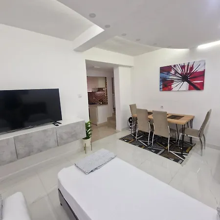 Apartmán Natural And 2 *