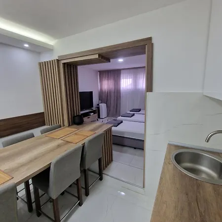 Apartment Natural And 2 *