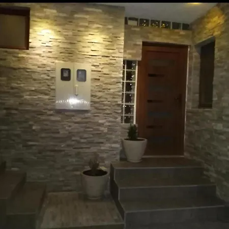 Natural And 2 Apartment