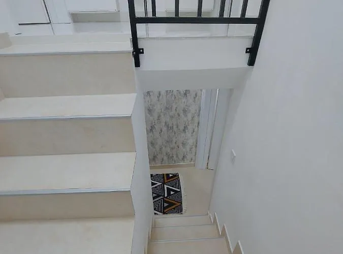 Natural And 2 شقة