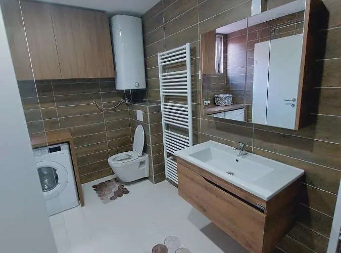 Natural And 2 شقة *