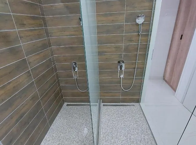 Natural And 2 سراييفو