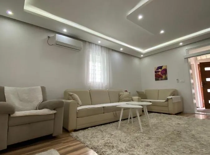 Natural And 2 سراييفو