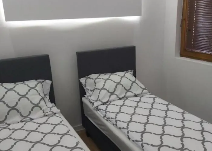 Natural And 2 شقة *